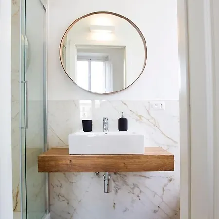 Dandy On The Arno River