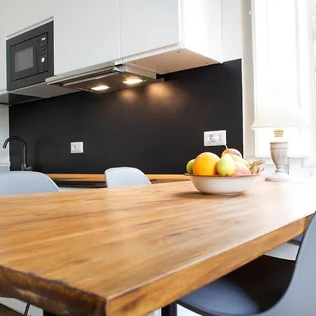 Dandy On The Arno River Florence